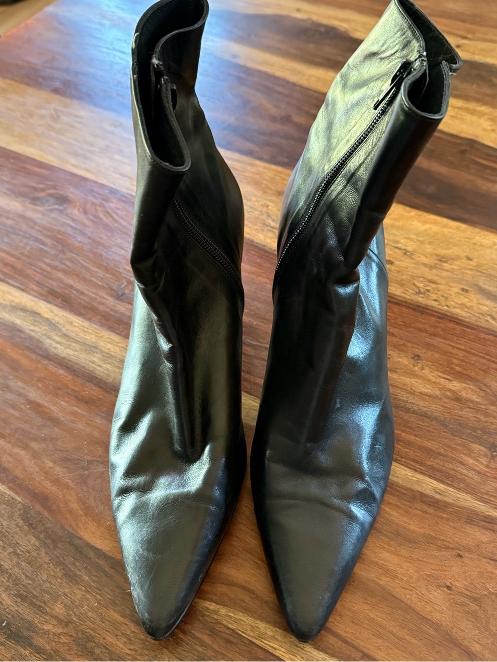 Stuart Weitzman Black Pointed-Toe Leather Ankle Booties